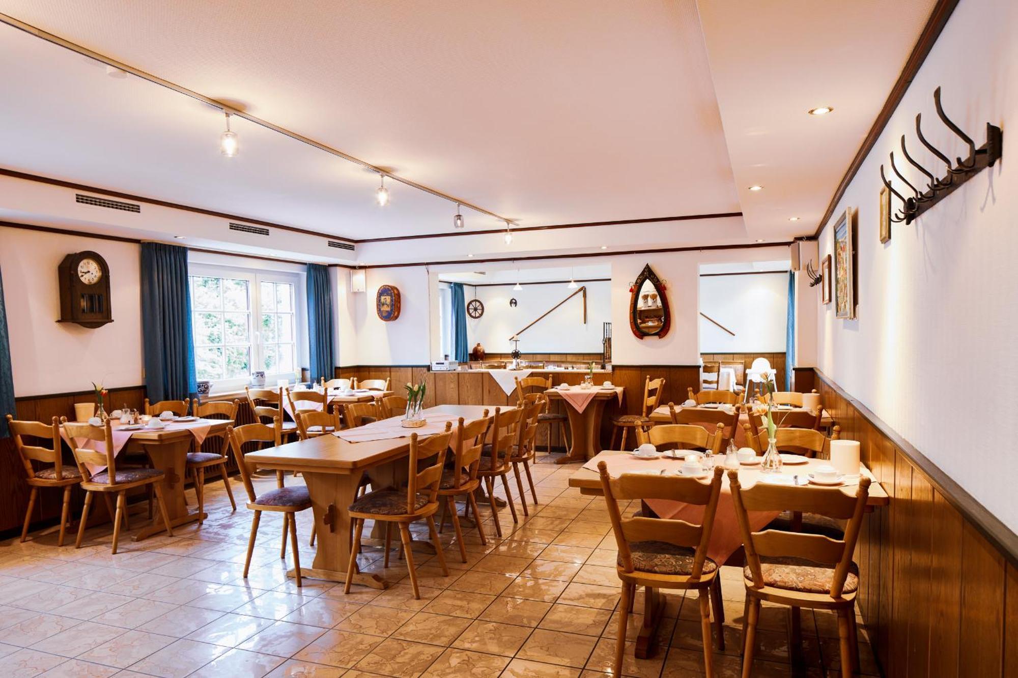 Landgasthof & Hotel Jossatal Breitenbach am Herzberg Bagian luar foto